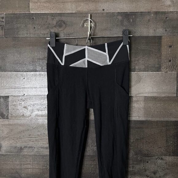 Lululemon High Rise Leggings 2 - Picture 2 of 7